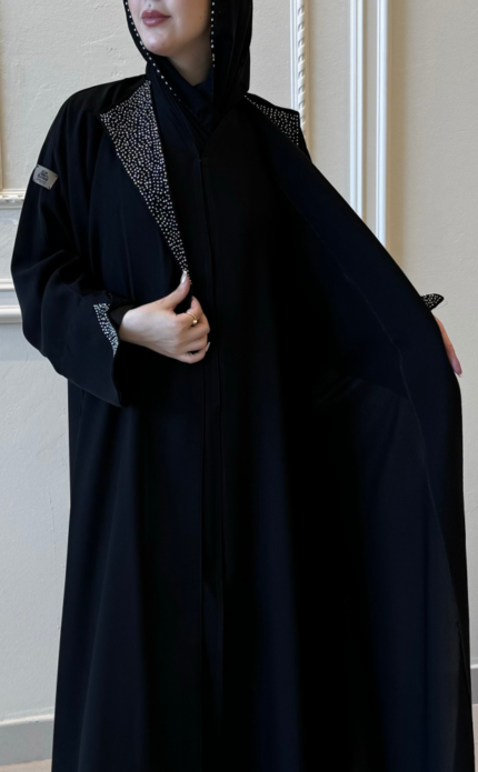عبايات كريب سوداء